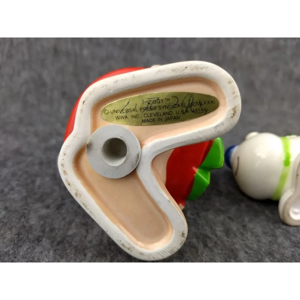 Ziggy & Fuzz Ceramic Salt & Pepper Shakers 1970s‎ Christmas Tom Wilson Japan VTG